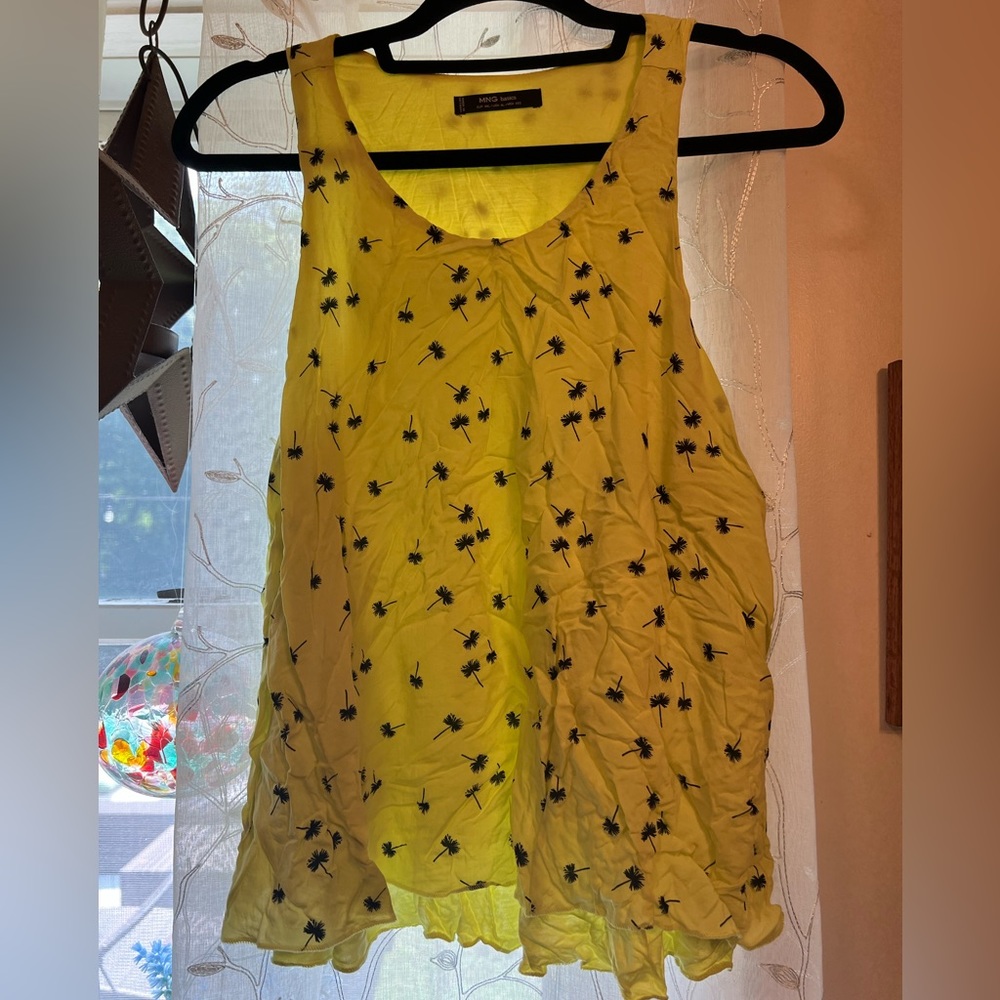 Woman’s tank